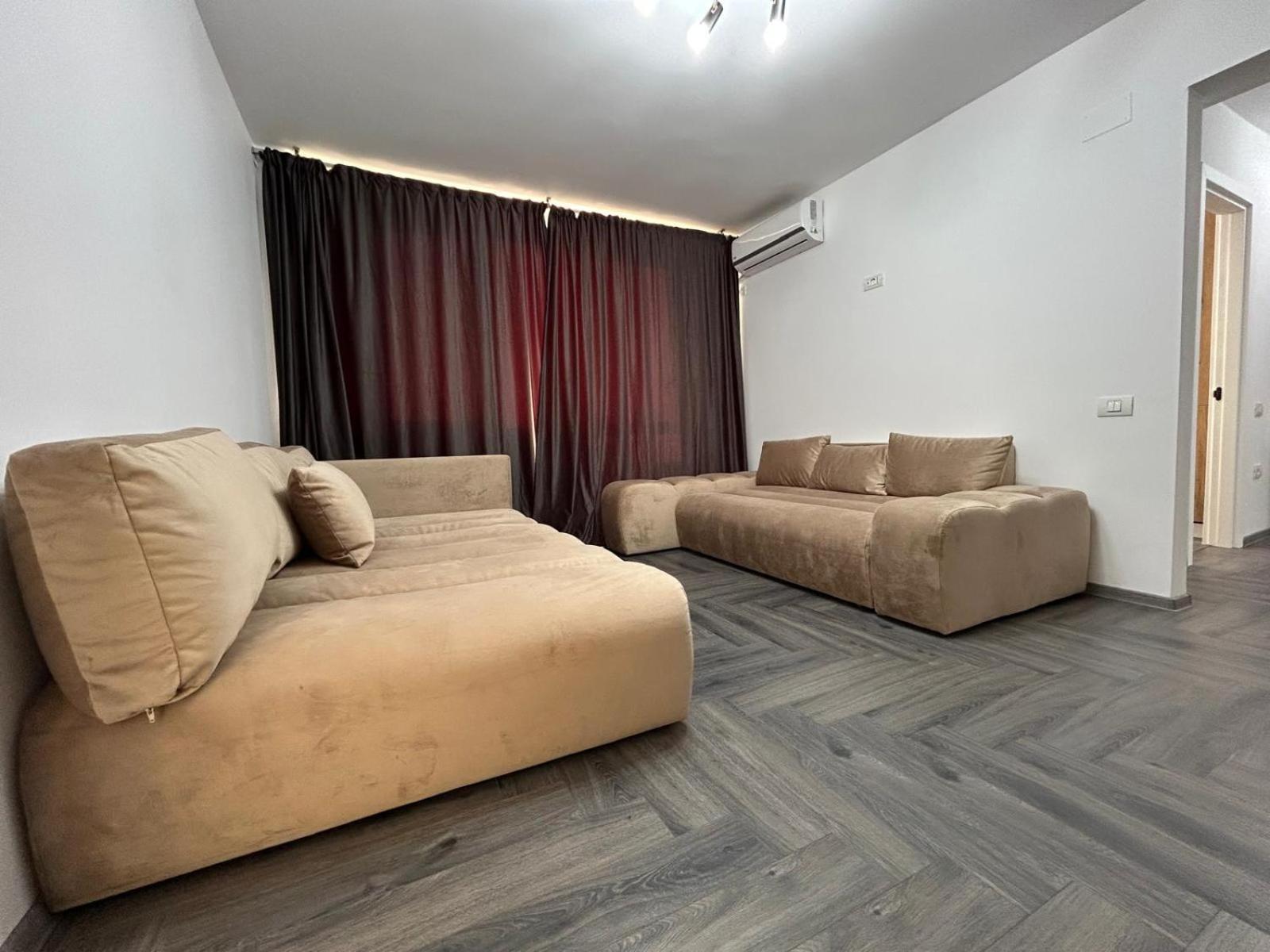 Elit Apartment クラヨーヴァ エクステリア 写真