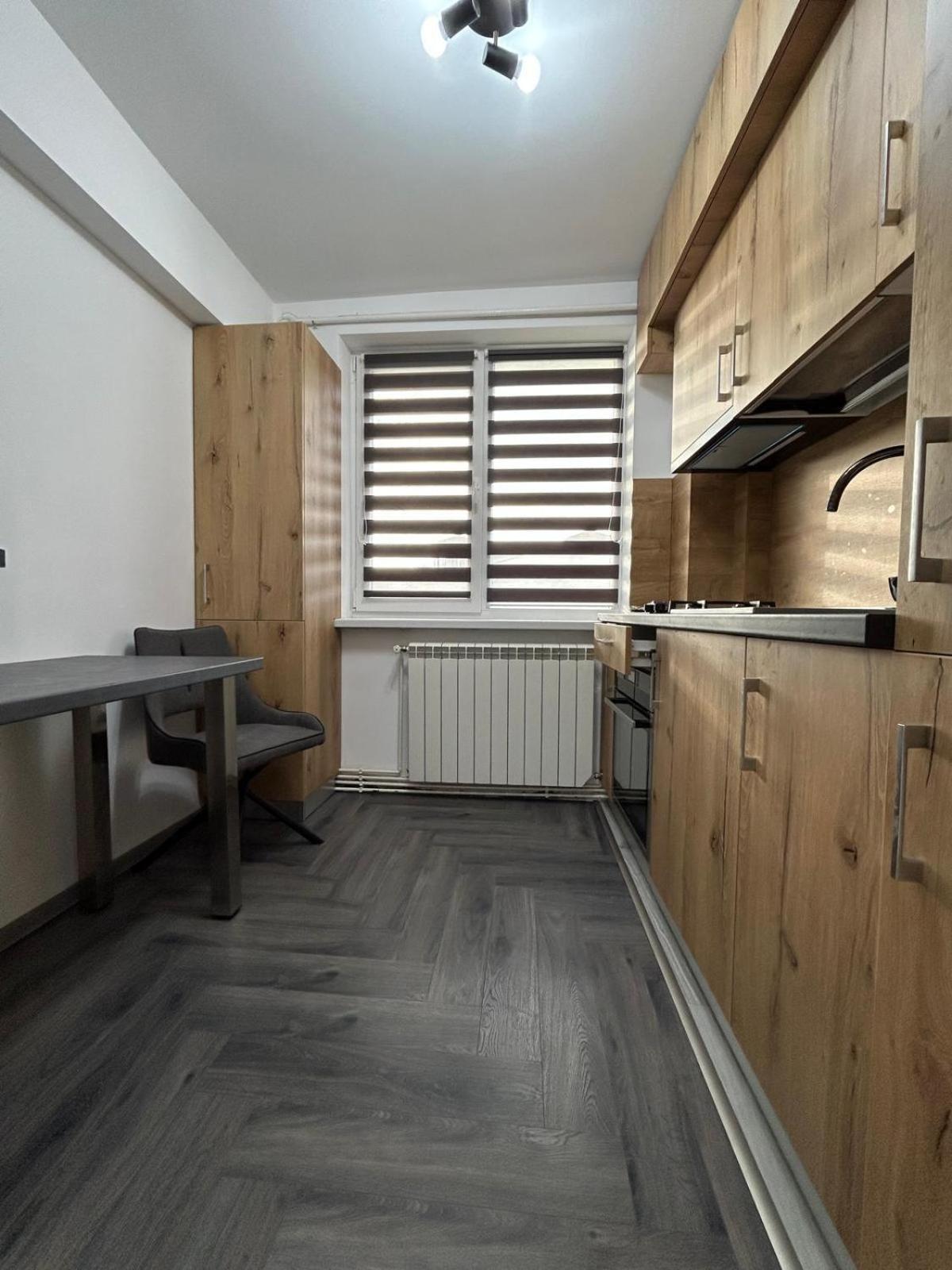 Elit Apartment クラヨーヴァ エクステリア 写真
